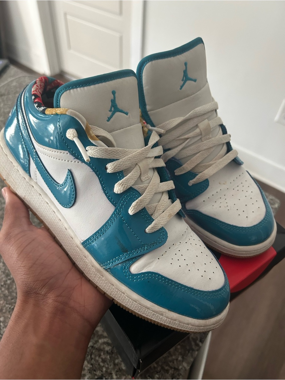 Kids' Low-Top Sneakers in Teal and White